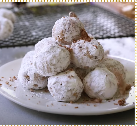 Almond Snowflake Balls