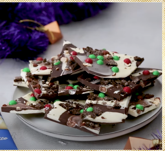 Dreamy Crunchy Oreo Bark